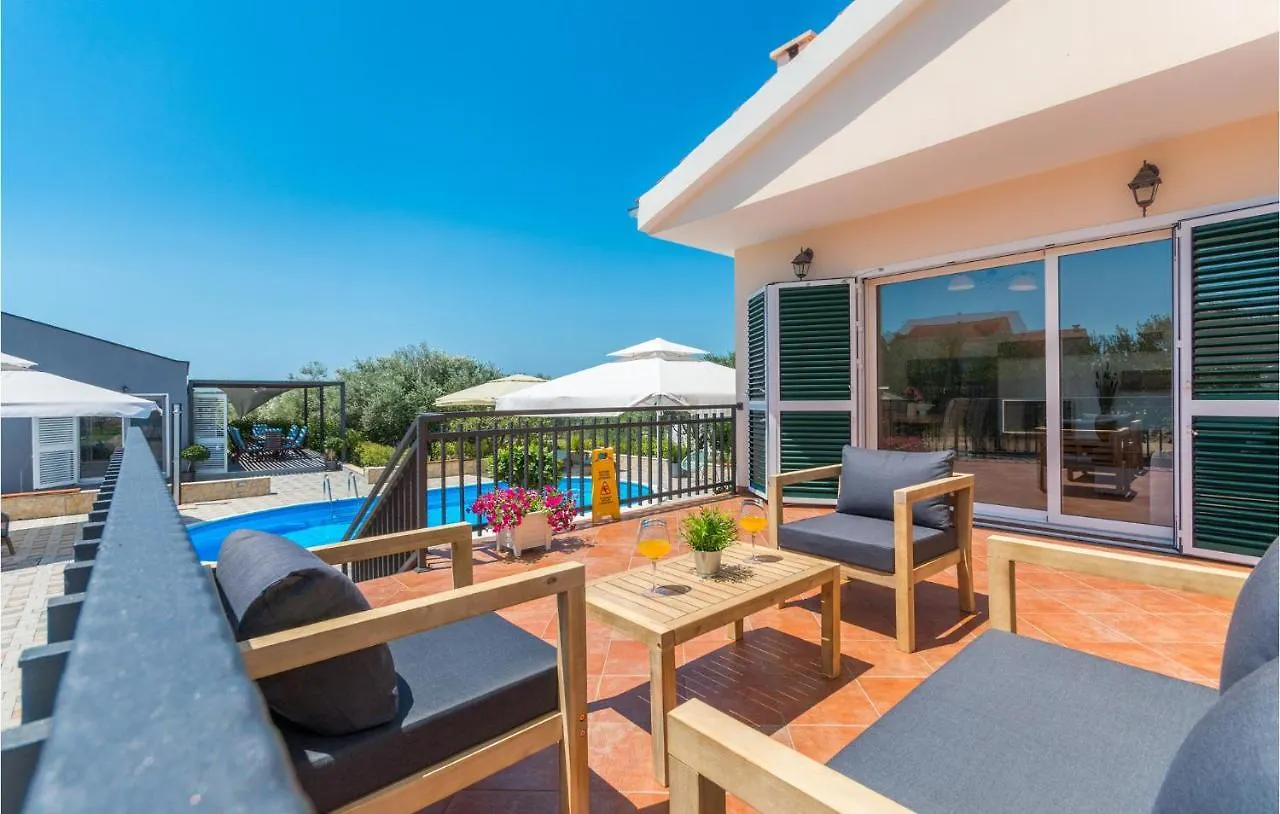 Beautiful home in Polaca w/ Outdoor swimming pool&4 Bedrooms
