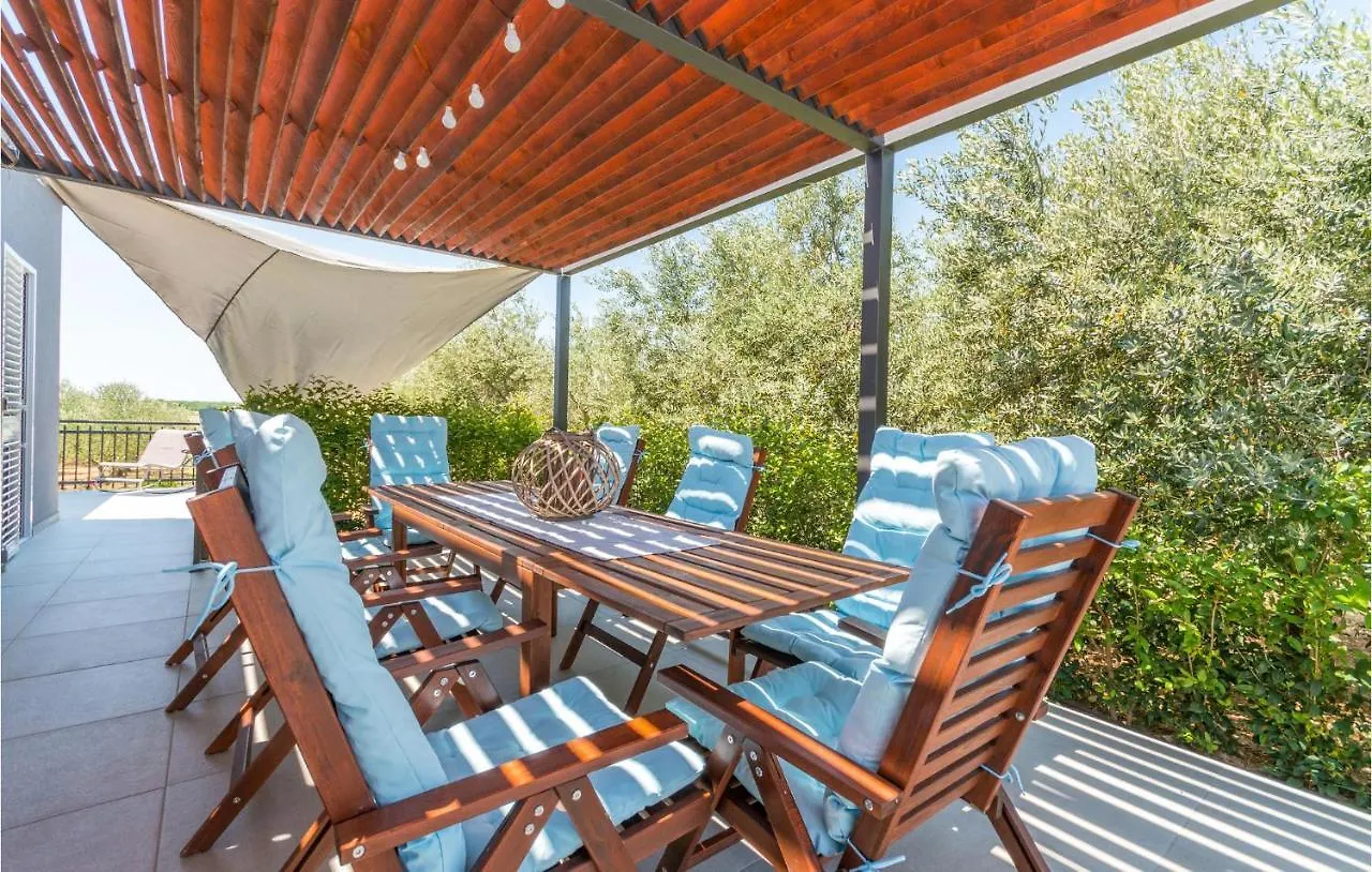 Beautiful home in Polaca w/ Outdoor swimming pool&4 Bedrooms Vakantiehuis