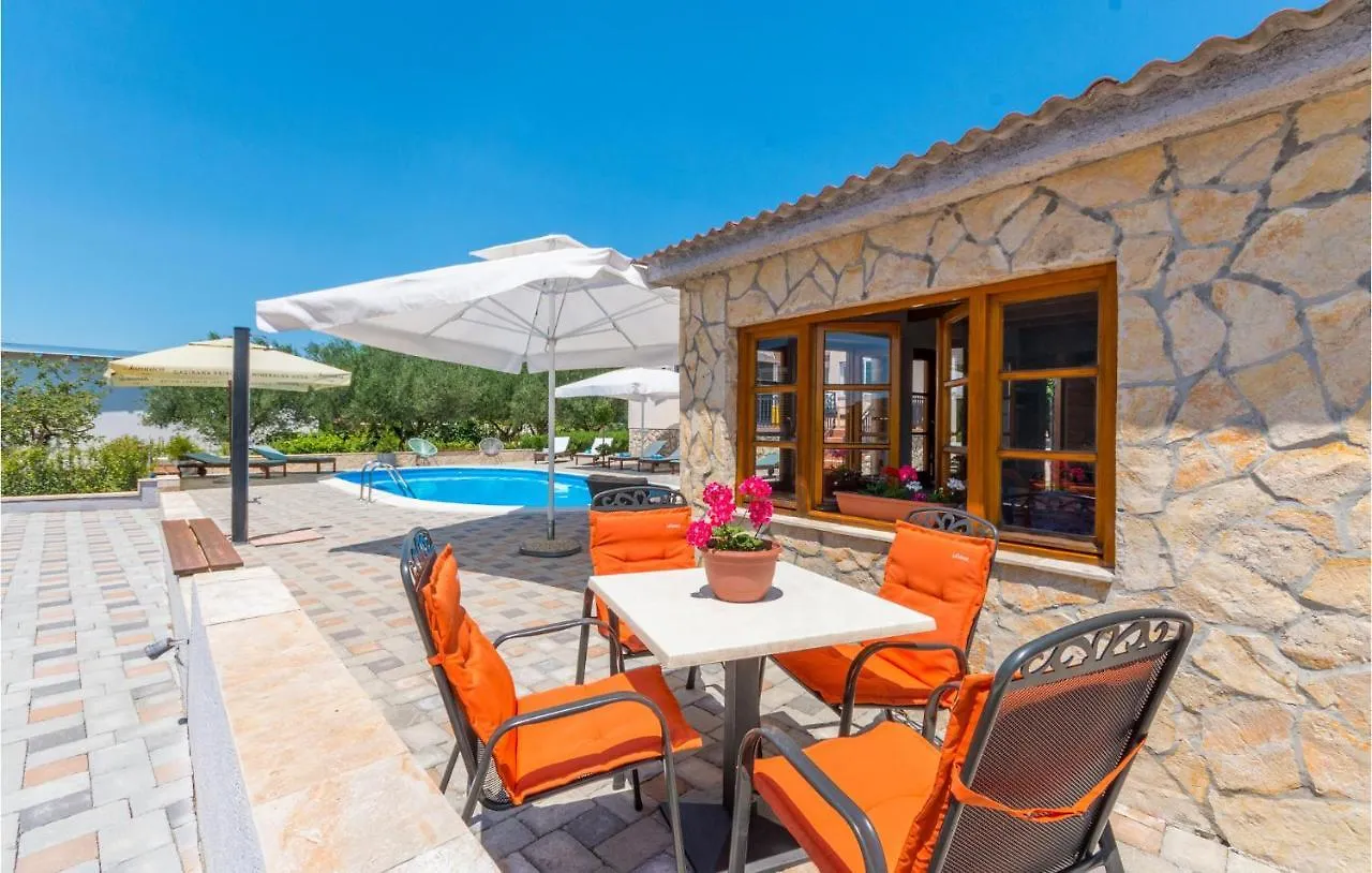 Beautiful home in Polaca w/ Outdoor swimming pool&4 Bedrooms