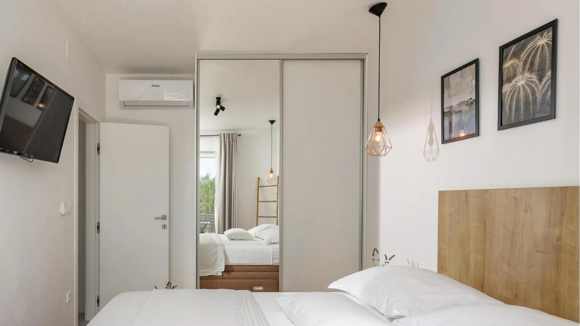 4 Bedroom Amazing Home In Polaca 0*,  Croatia