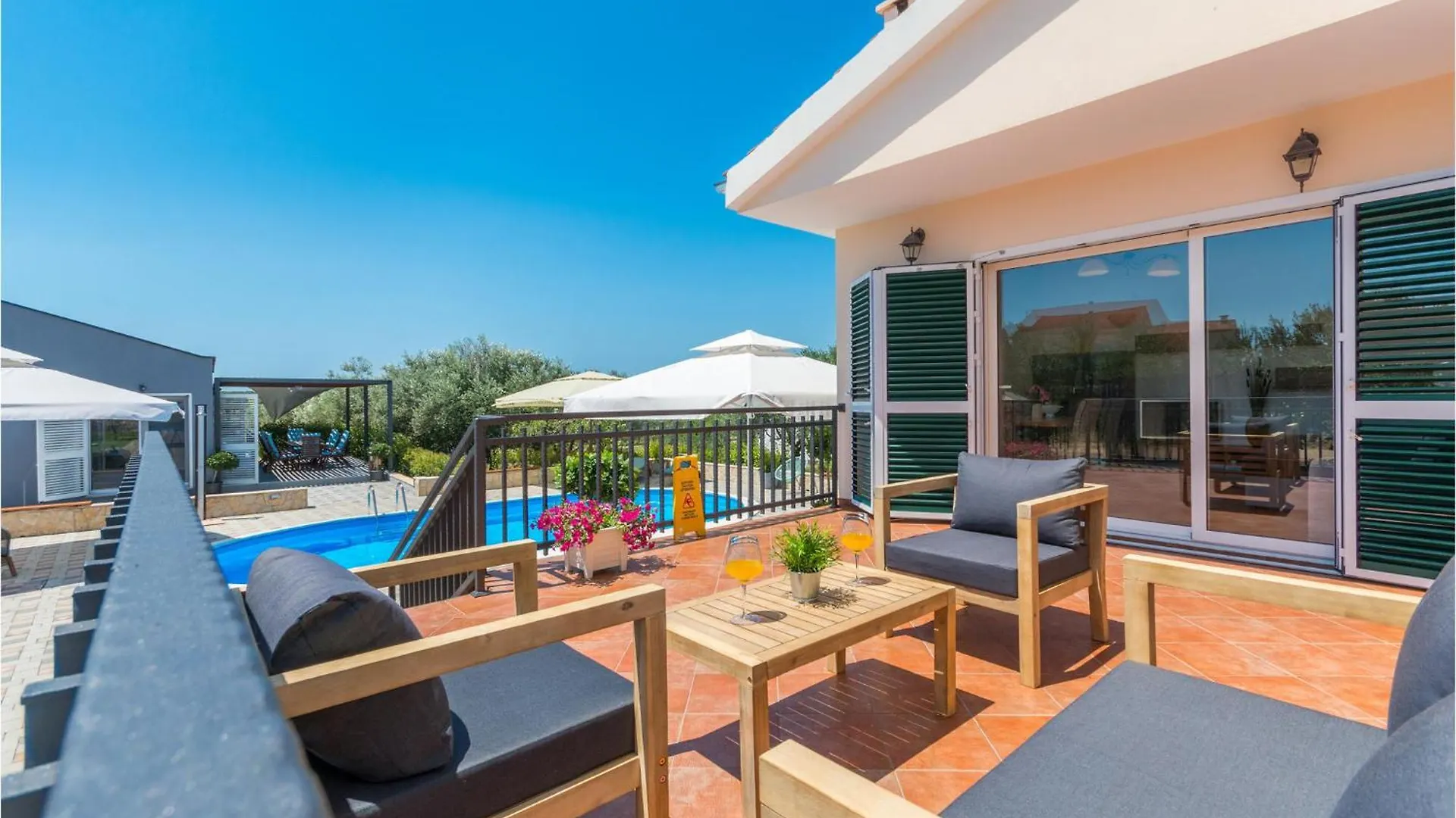 4 Bedroom Amazing Home In Polaca Holiday home