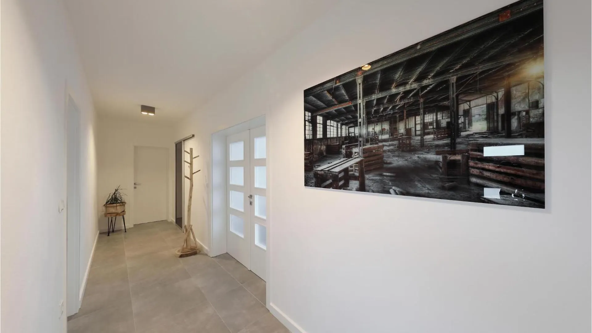 Holiday home 4 Bedroom Amazing Home In Polaca